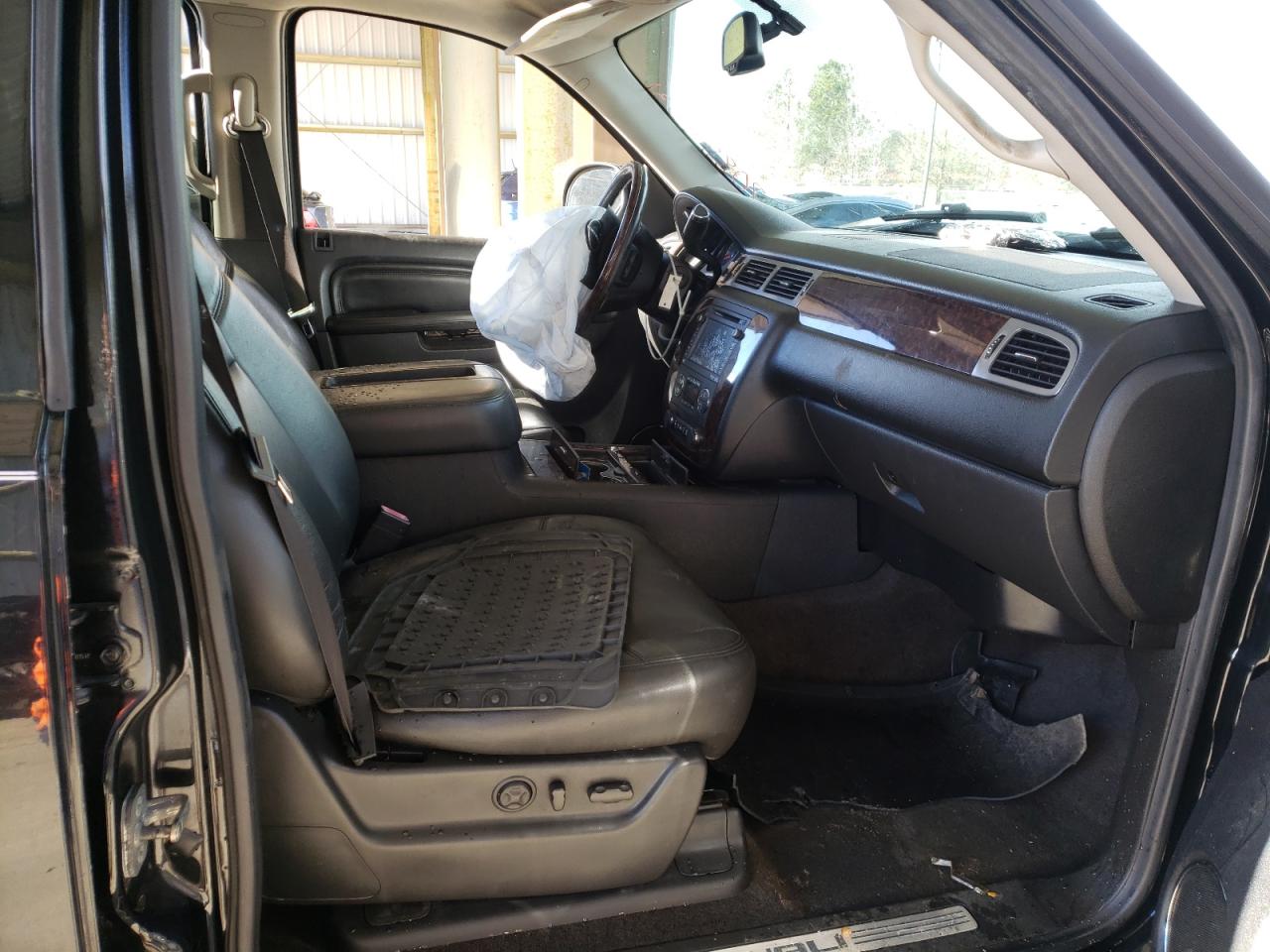 Photo 5 from auction – 2012 GMC YUKON DENA with VIN 1GKS2EEF4CR308130