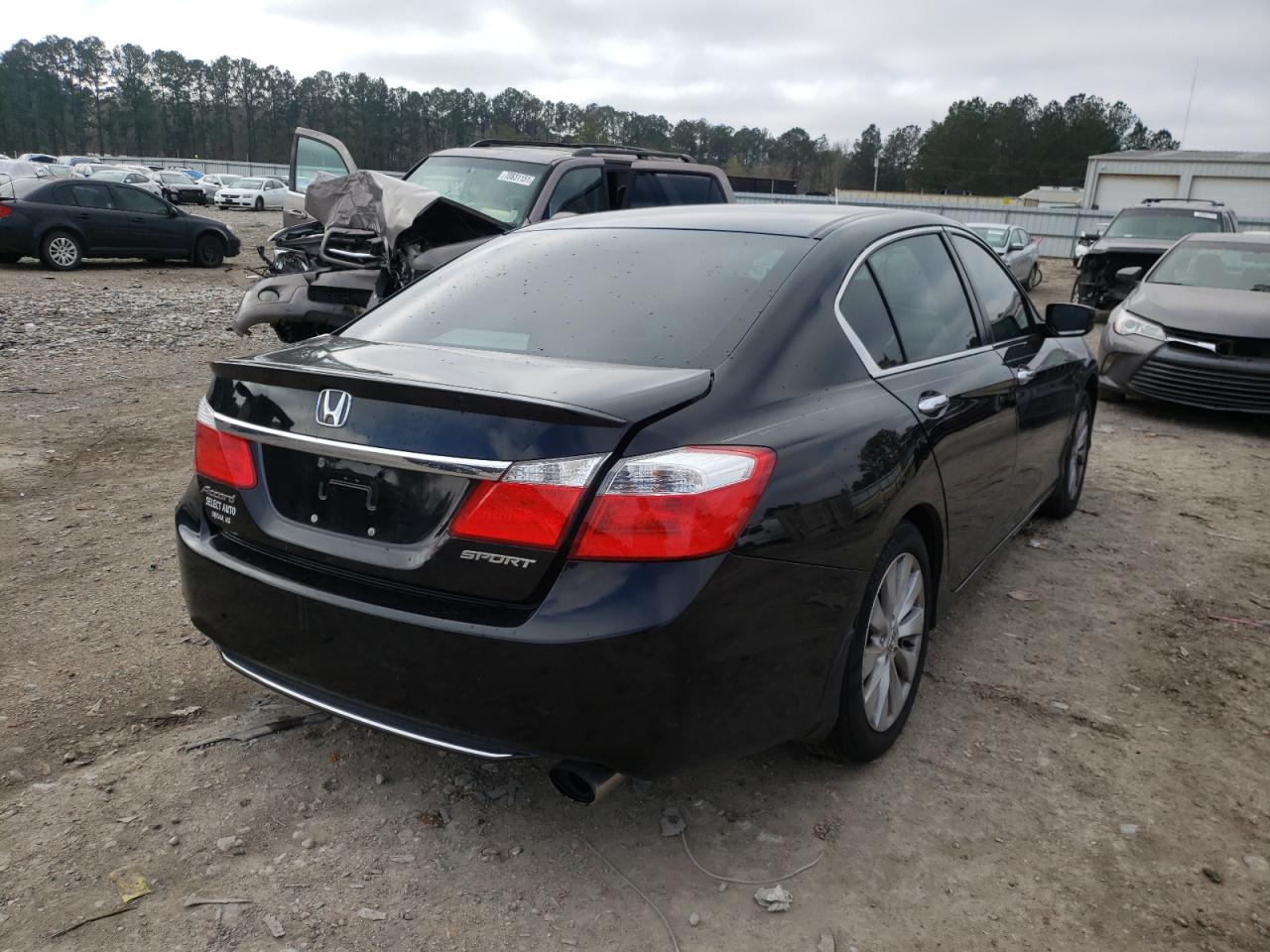Photo 4 from auction – 2015 HONDA ACCORD SPO with VIN 1HGCR2F59FA221165