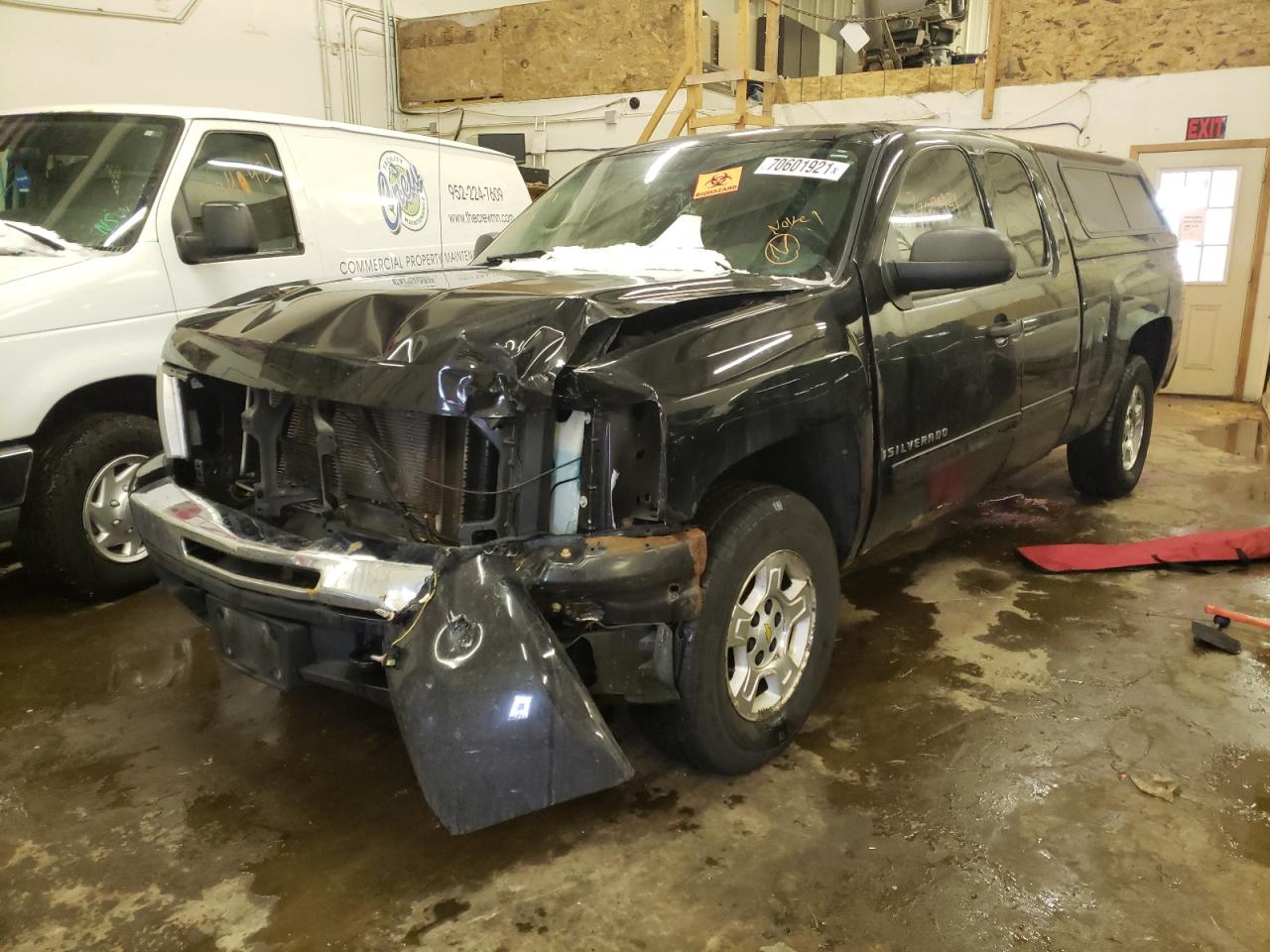 Photo 2 from auction – 2009 CHEVROLET SILVERADO with VIN 1GCEK290X9Z184418