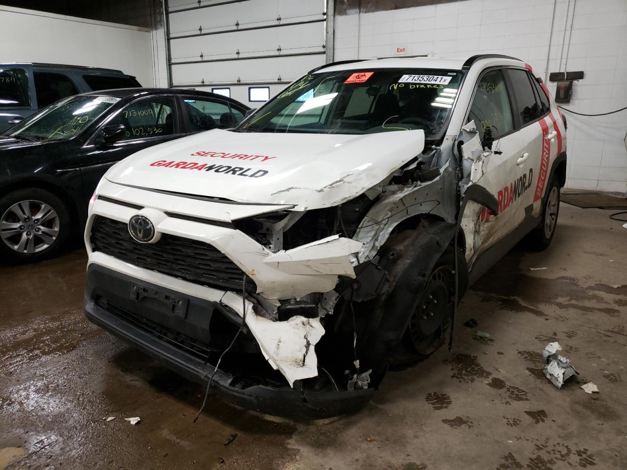 Photo 2 from auction – 2019 TOYOTA RAV4 LE with VIN 2T3F1RFV9KW011740