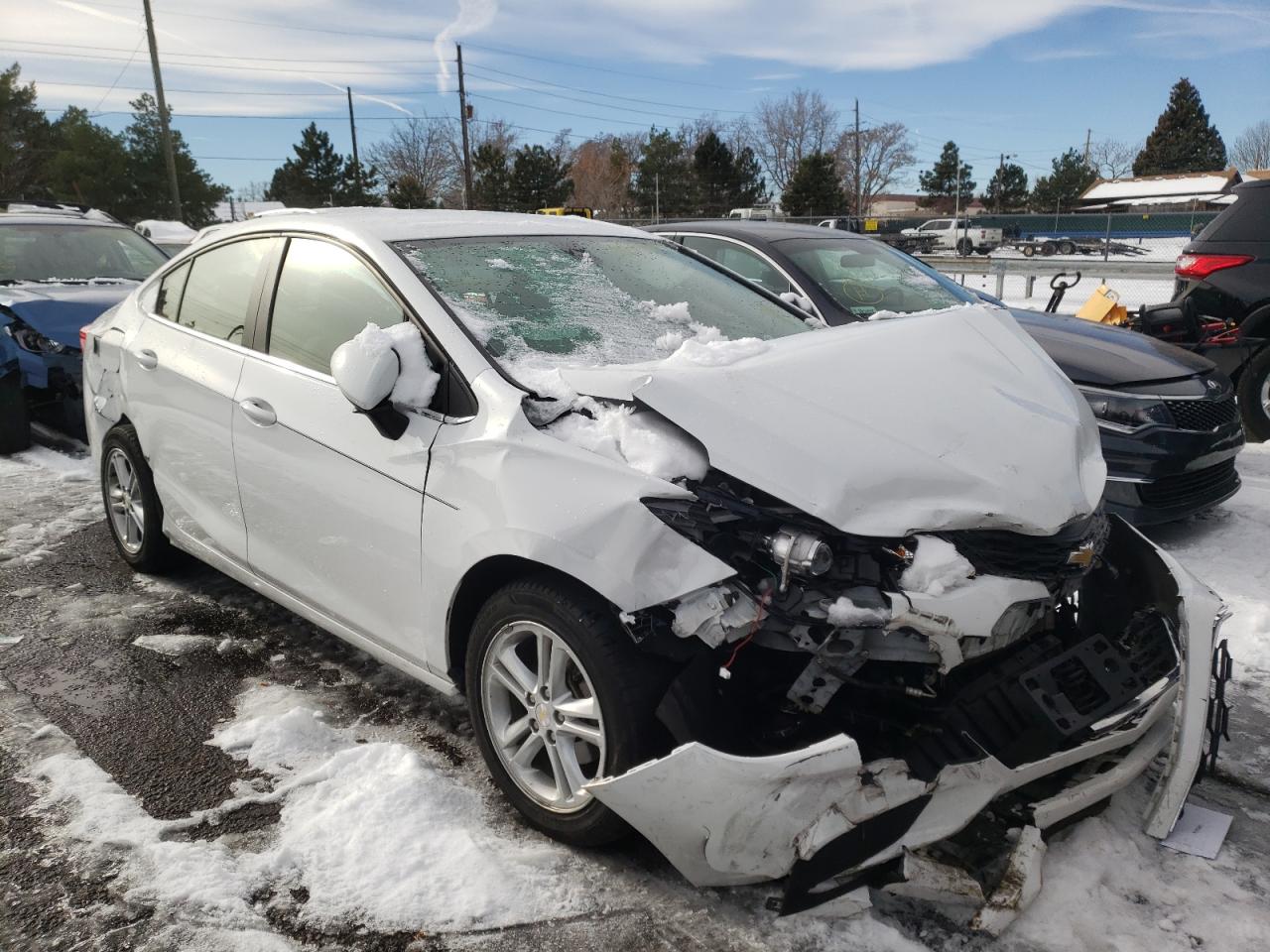 Photo 1 from auction – 2017 CHEVROLET CRUZE LT with VIN 1G1BE5SM8H7204659
