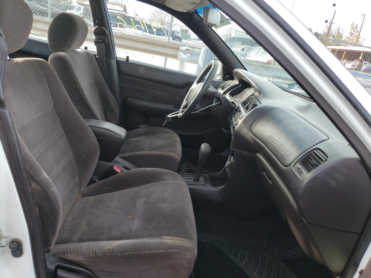 Photo 5 from auction – 1994 TOYOTA COROLLA LE with VIN 1NXAE09B7RZ218612