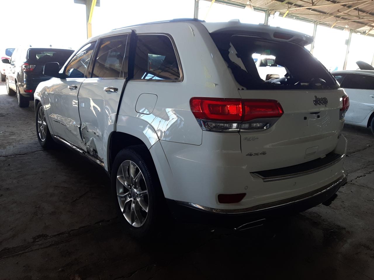 Photo 3 from auction – 2014 JEEP GRAND CHER with VIN 1C4RJFJGXEC500420