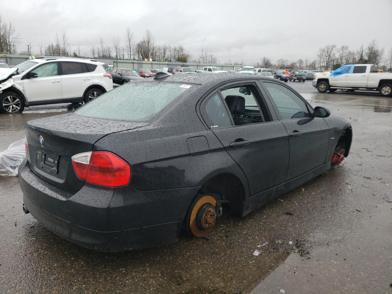 Photo 4 from auction – 2006 BMW 330 I with VIN WBAVB33586PS19844