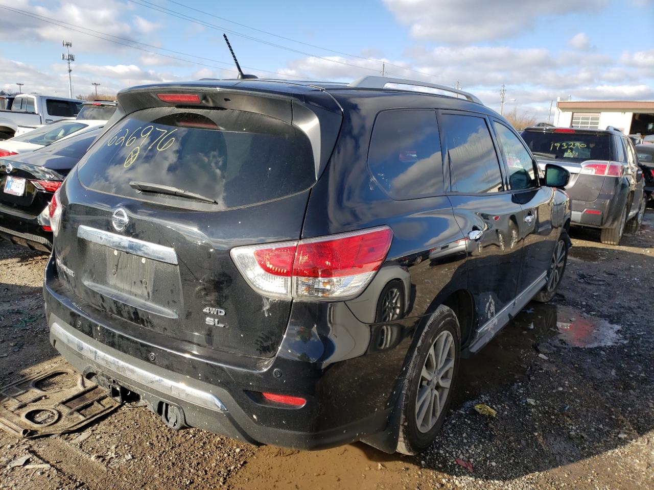 Photo 4 from auction – 2015 NISSAN PATHFINDER with VIN 5N1AR2MM0FC626976