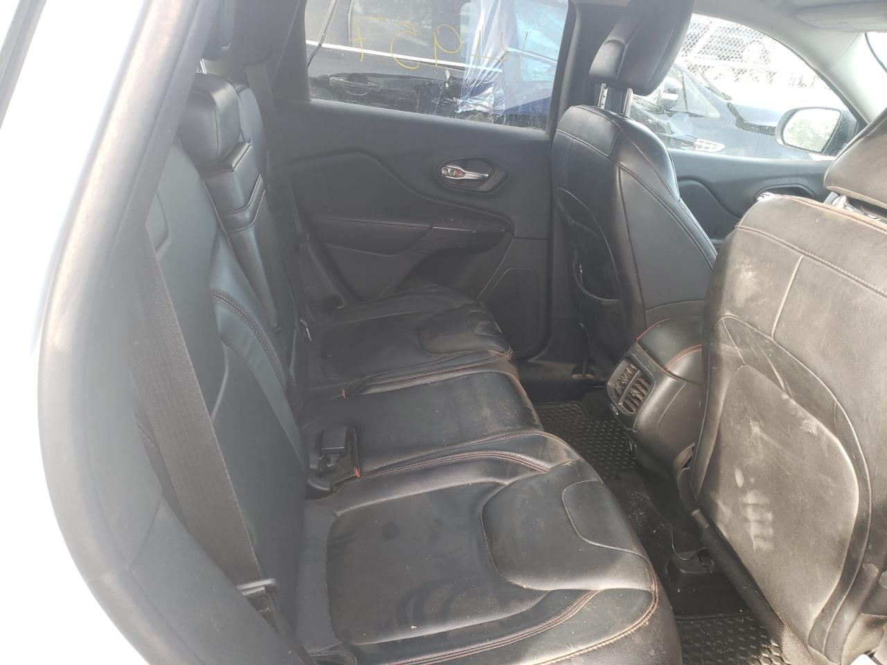 Photo 6 from auction – 2014 JEEP CHEROKEE T with VIN 1C4PJMBB4EW197230