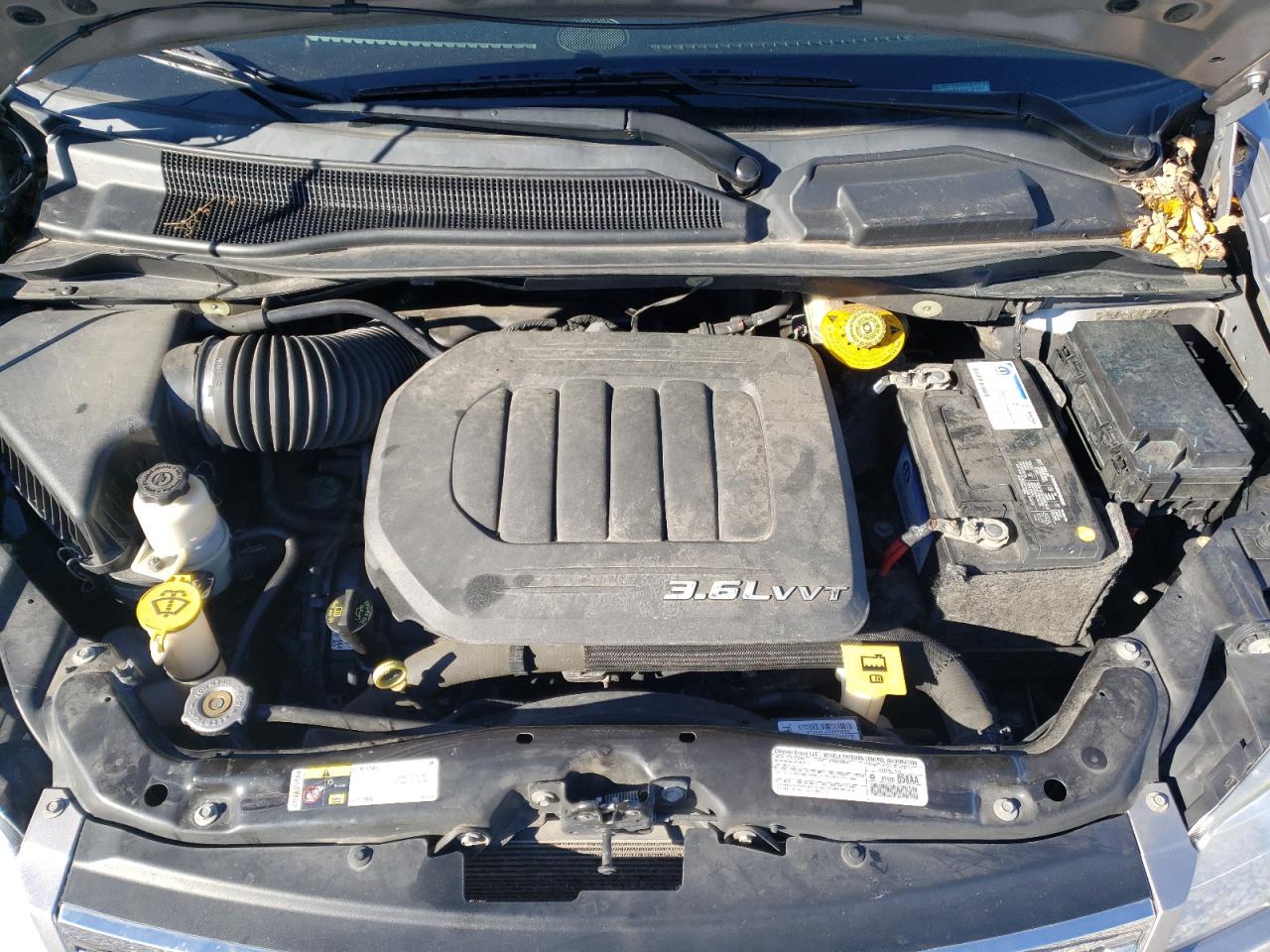 Photo 7 from auction – 2014 CHRYSLER TOWN & COU with VIN 2C4RC1BG4ER131637