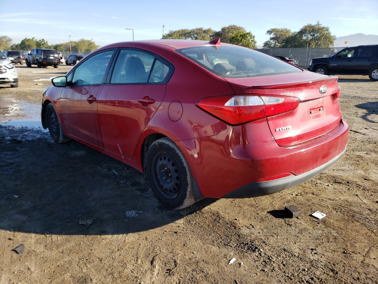 Photo 3 from auction – 2015 KIA FORTE LX with VIN KNAFX4A62F5334491