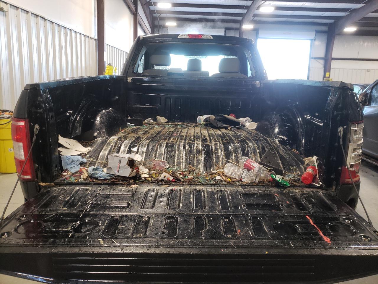 Photo 6 from auction – 2018 FORD F150 with VIN 1FTMF1CB6JFB63141