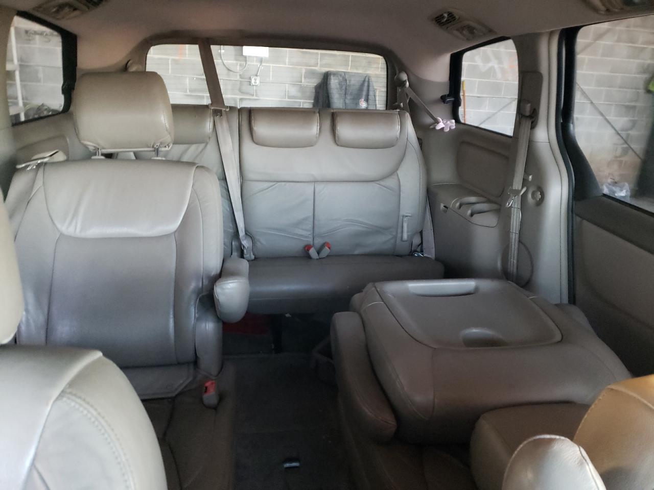Photo 6 from auction – 2005 TOYOTA SIENNA CE with VIN 5TDZA23C45S327592