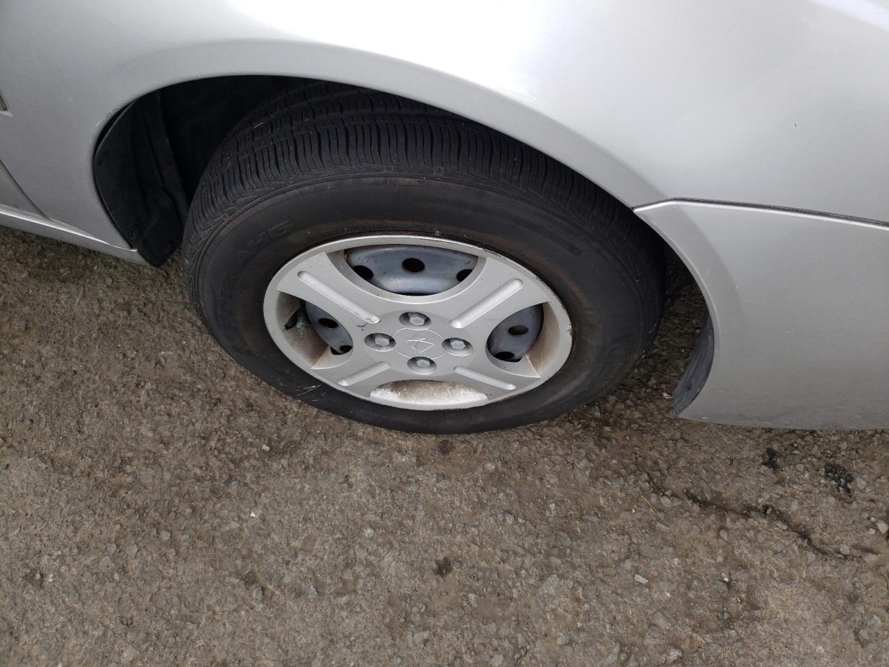 Photo 9 from auction – 2003 SATURN ION LEVEL with VIN 1G8AG52F83Z146770