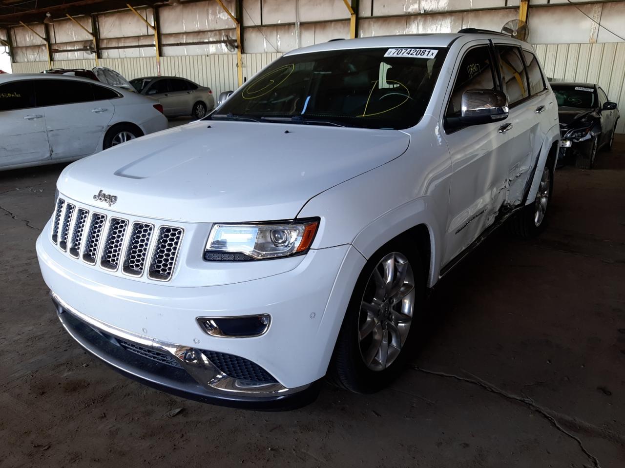 Photo 2 from auction – 2014 JEEP GRAND CHER with VIN 1C4RJFJGXEC500420