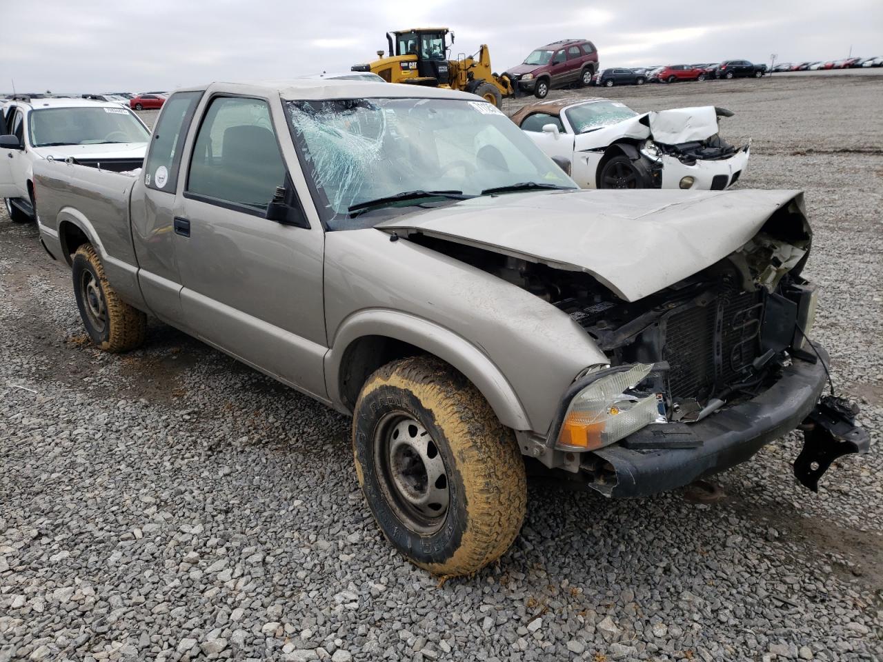 GMC SONOMA 2002 with VIN 1GTDT19W728207558 - Photo from auction