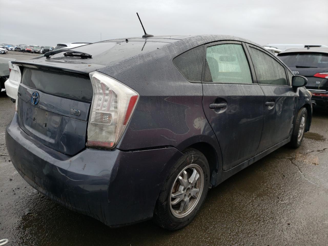 Photo 4 from auction – 2010 TOYOTA PRIUS with VIN JTDKN3DU3A5132702