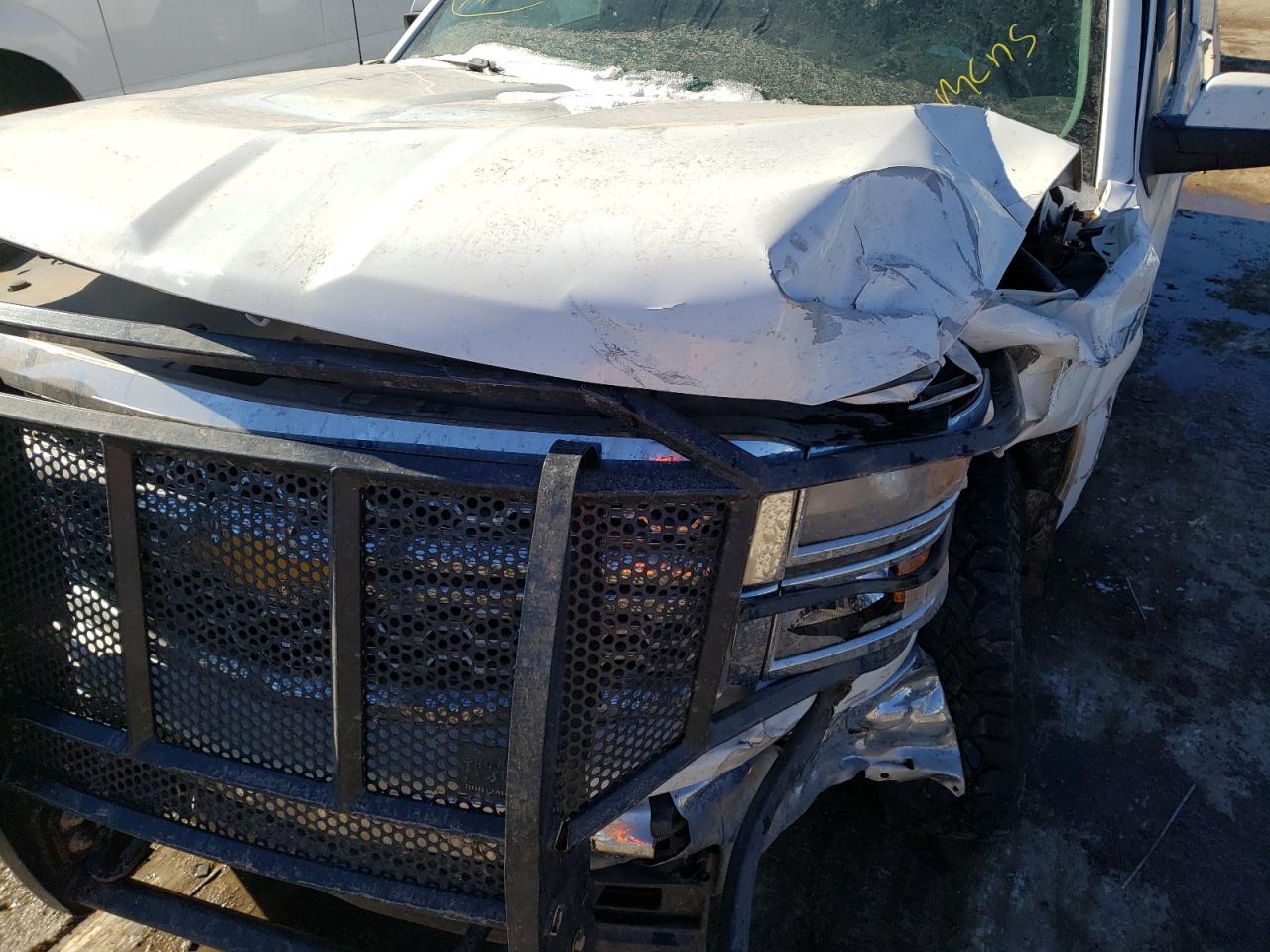 Photo 9 from auction – 2015 CHEVROLET SILVERADO with VIN 1GCVKREC3FZ218560