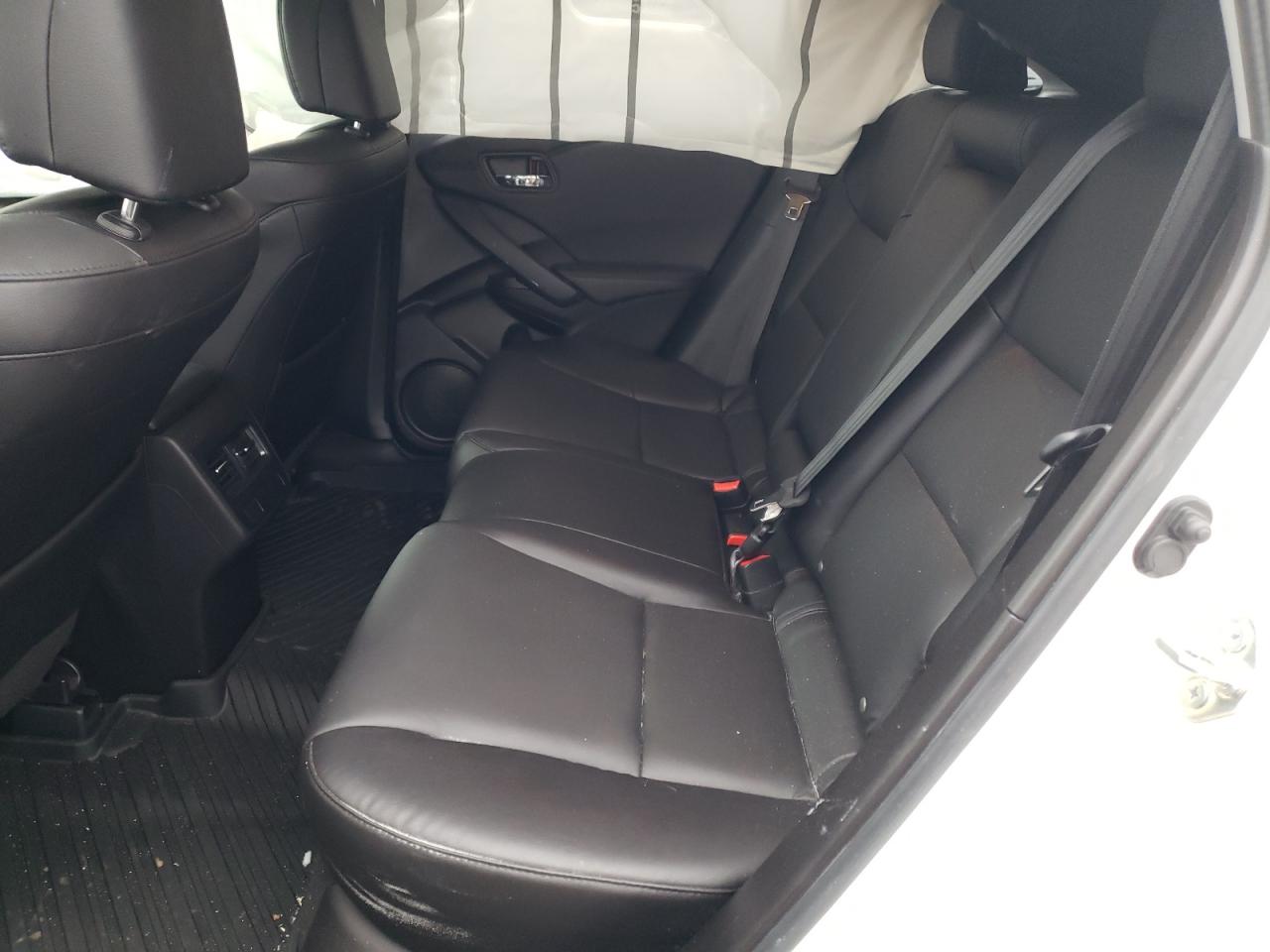Photo 6 from auction – 2018 ACURA RDX with VIN 5J8TB4H31JL021874