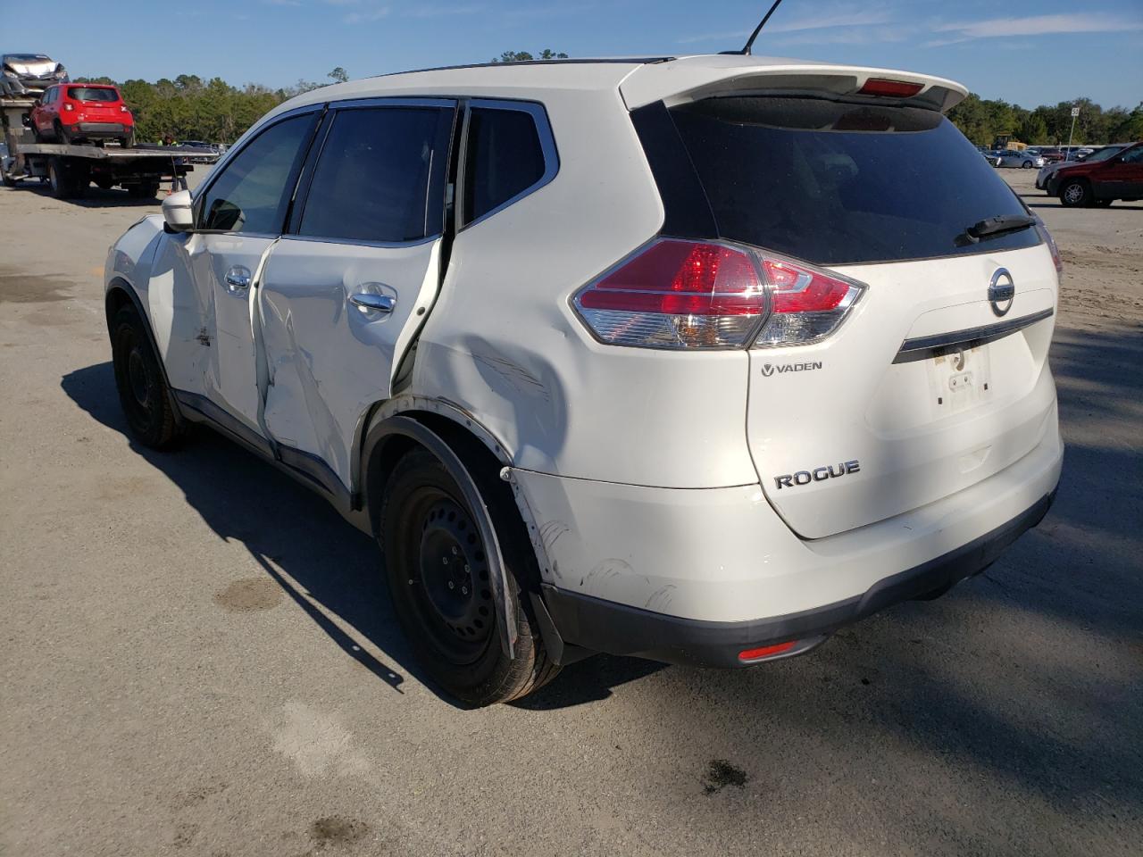 Photo 3 from auction – 2015 NISSAN ROGUE S with VIN 5N1AT2ML9FC840700