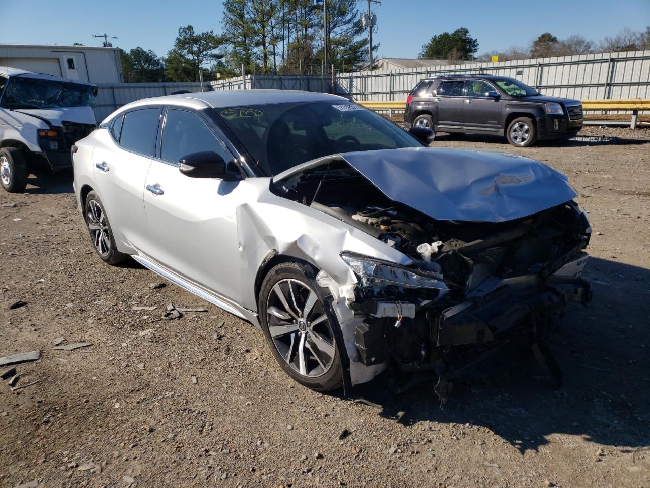 NISSAN MAXIMA S 2019 with VIN 1N4AA6AV5KC367384 - Photo from auction
