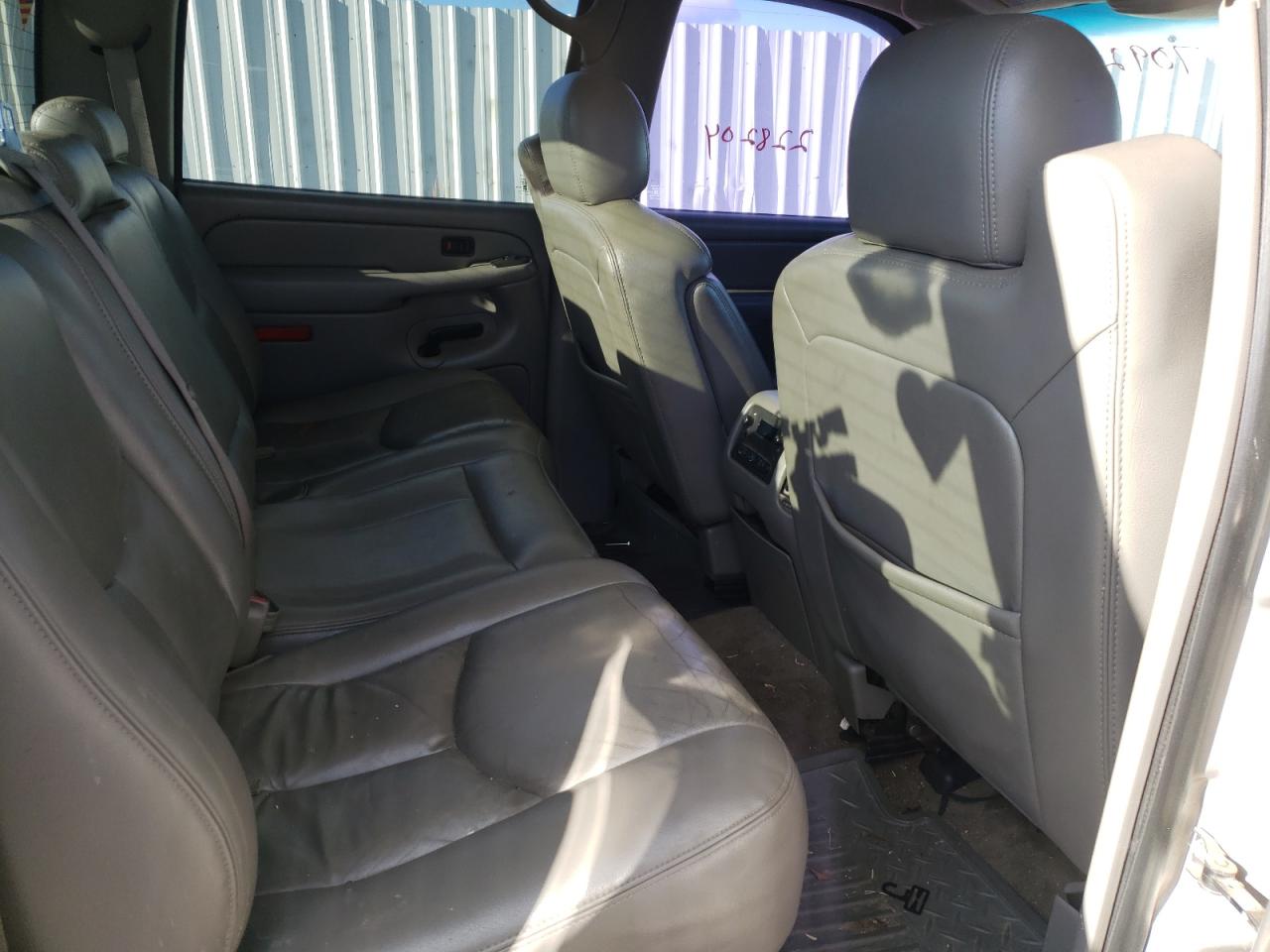 Photo 6 from auction – 2005 GMC NEW SIERRA with VIN 2GTEK13T351194045