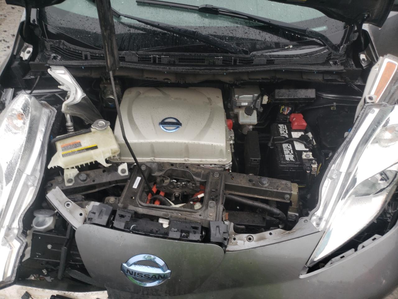 Photo 7 from auction – 2015 NISSAN LEAF S with VIN 1N4AZ0CP2FC304270