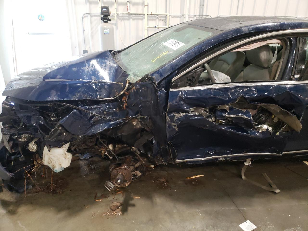 Photo 9 from auction – 2010 BUICK LACROSSE C with VIN 1G4GC5EG8AF200224