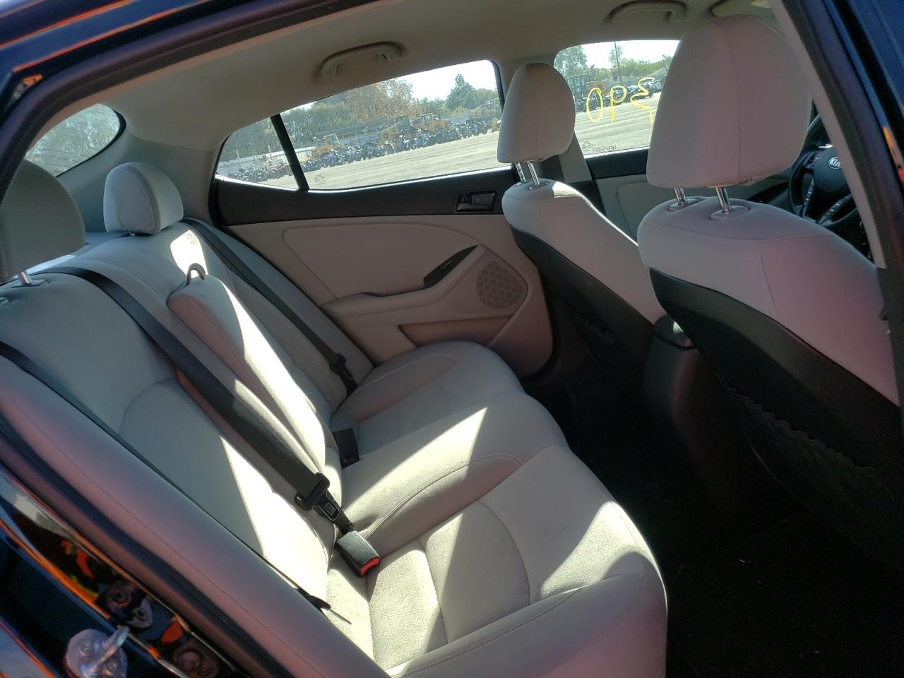 Photo 6 from auction – 2013 KIA OPTIMA with VIN 5XXGM4A76DG191367