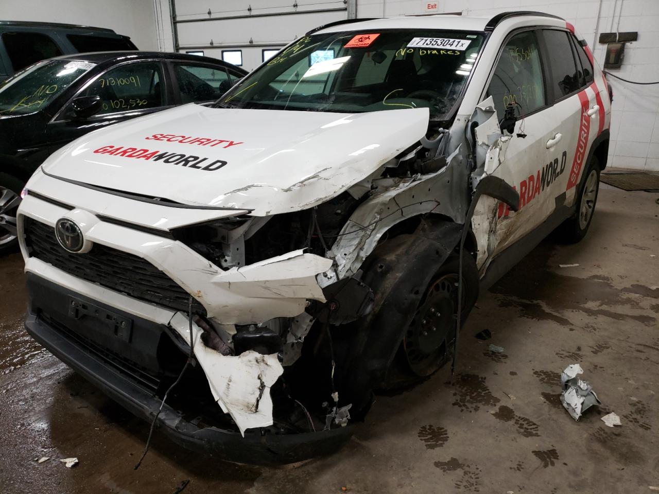 Photo 9 from auction – 2019 TOYOTA RAV4 LE with VIN 2T3F1RFV9KW011740