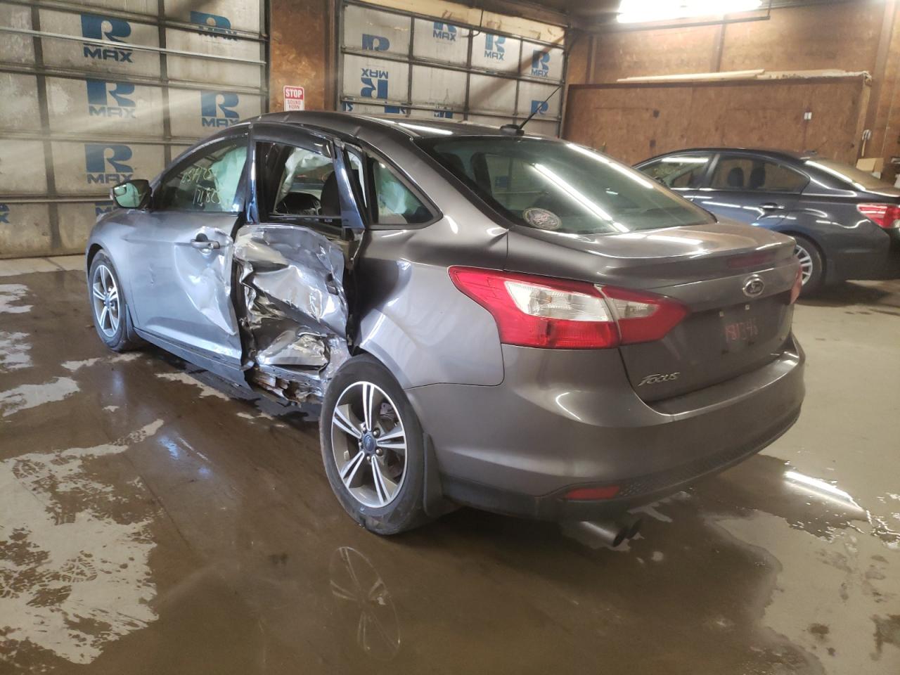 Photo 3 from auction – 2014 FORD FOCUS SE with VIN 1FADP3F2XEL339514