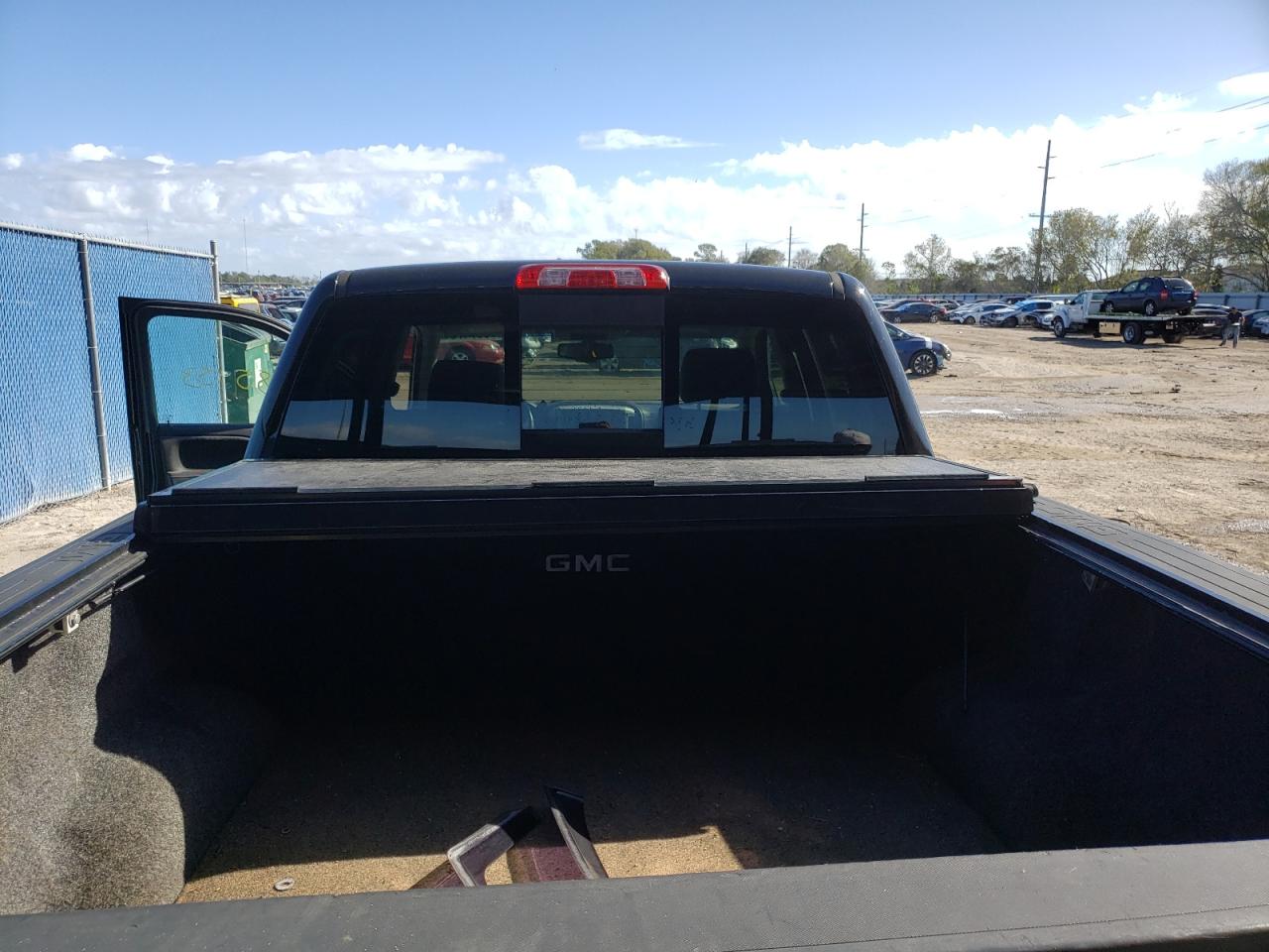 Photo 9 from auction – 2015 GMC SIERRA C15 with VIN 3GTP1VEC8FG301440