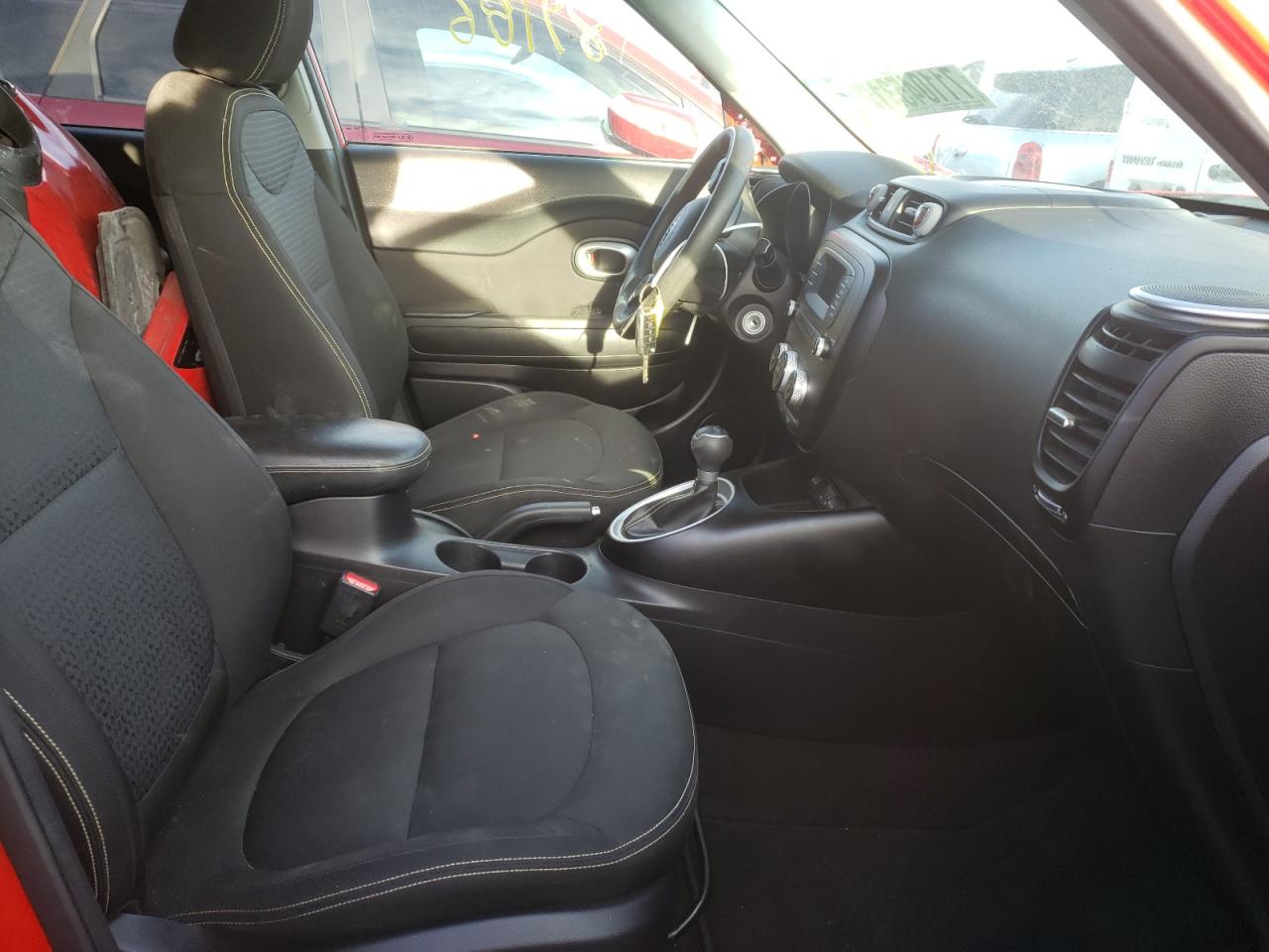 Photo 5 from auction – 2015 KIA SOUL + with VIN KNDJP3A54F7755700