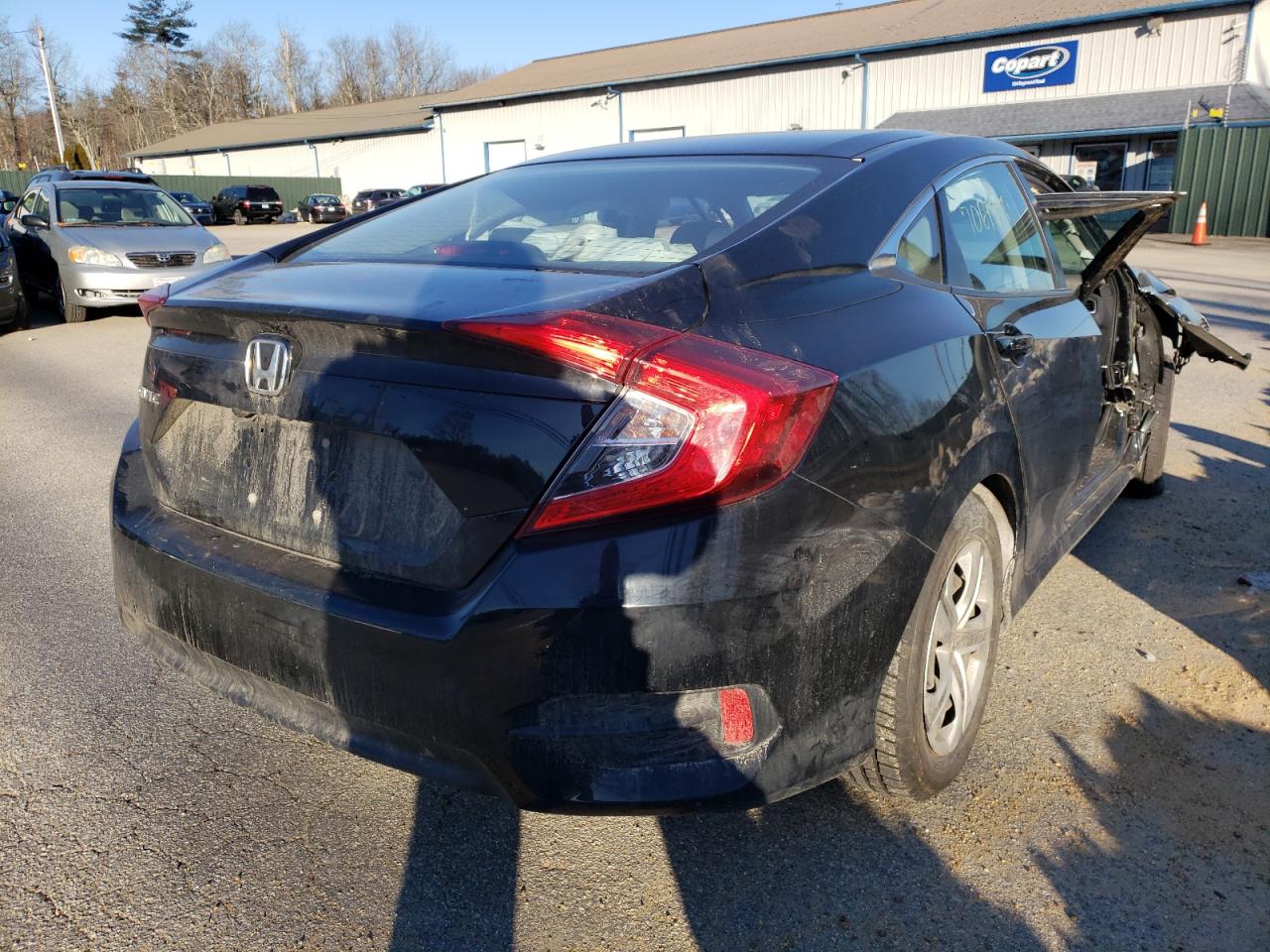 Photo 4 from auction – 2016 HONDA CIVIC LX with VIN 19XFC2F55GE000139