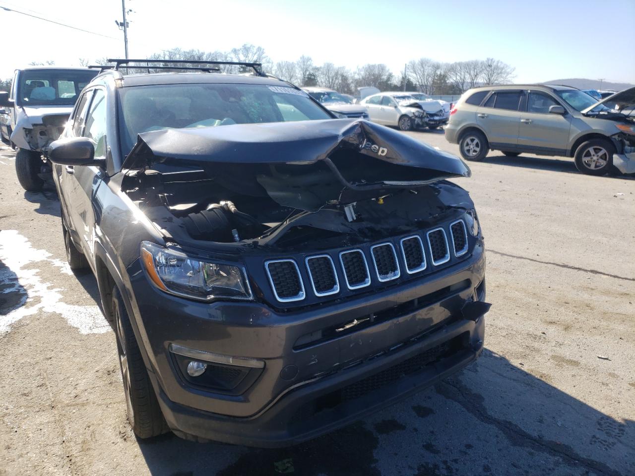 Photo 9 from auction – 2019 JEEP COMPASS LA with VIN 3C4NJDBB6KT697138