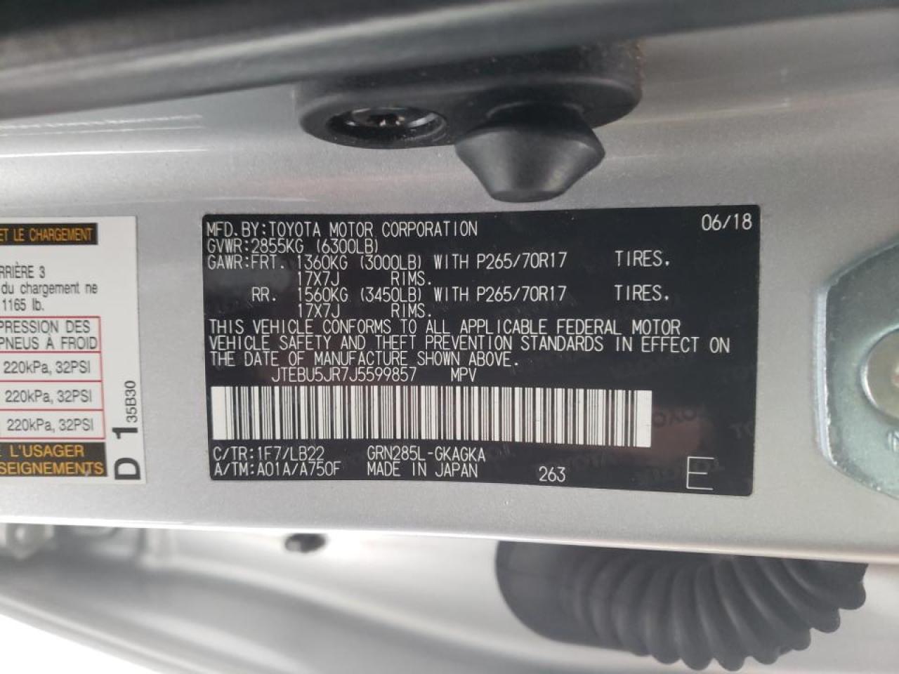 Photo 10 from auction – 2018 TOYOTA 4RUNNER SR with VIN JTEBU5JR7J5599857