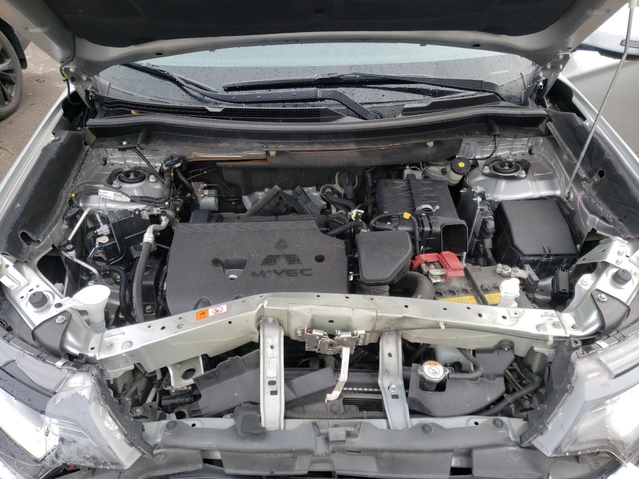Photo 7 from auction – 2019 MITSUBISHI OUTLANDER with VIN JA4AD3A33KZ045655
