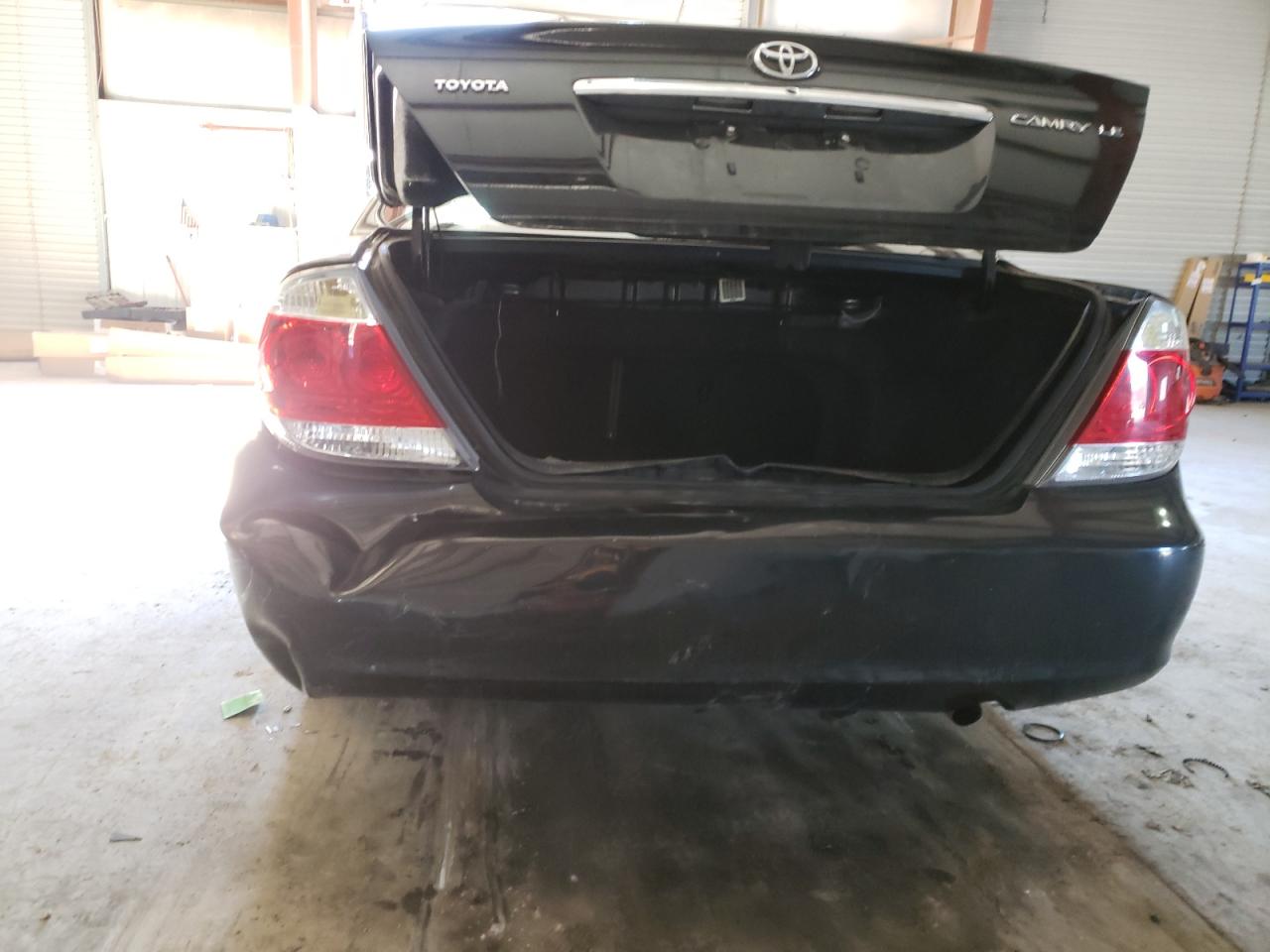 Photo 9 from auction – 2006 TOYOTA CAMRY LE with VIN 4T1BE32K46U720098