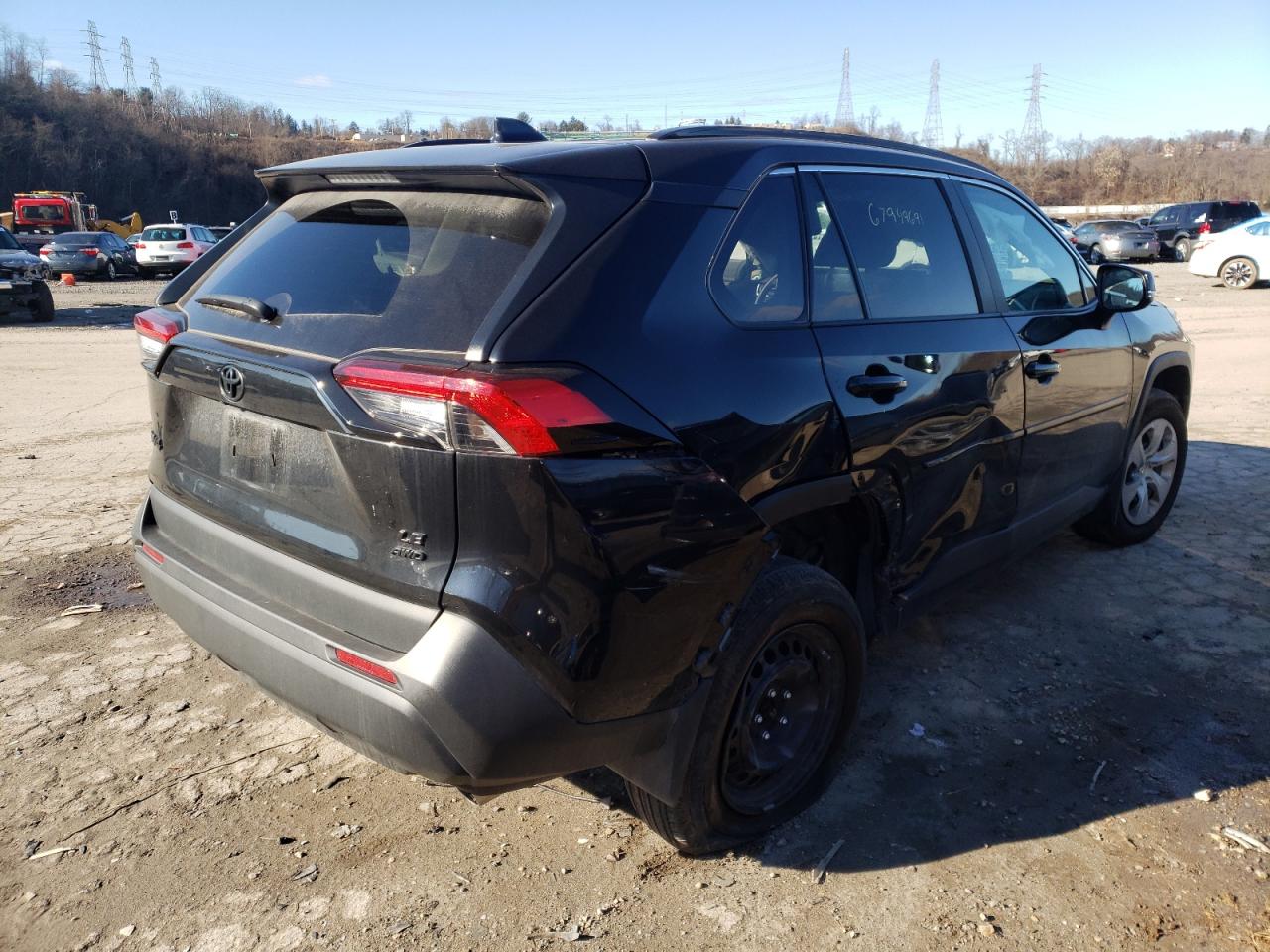 Photo 4 from auction – 2021 TOYOTA RAV4 LE with VIN 2T3G1RFV5MC185376