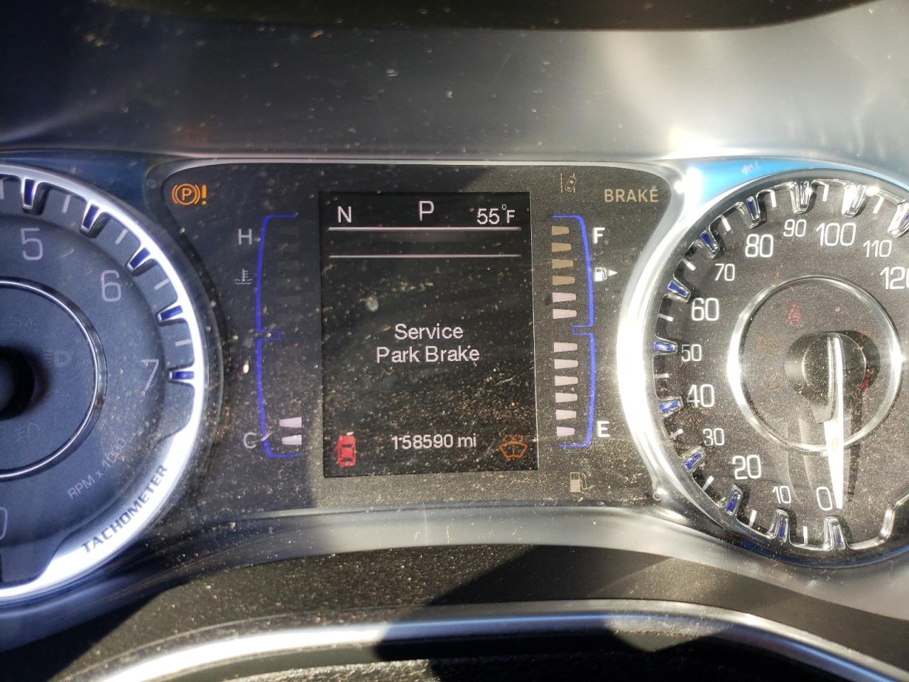 Photo 8 from auction – 2015 CHRYSLER 200 LIMITE with VIN 1C3CCCAB5FN718665
