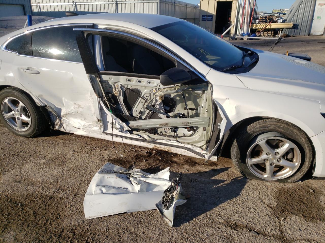 Photo 9 from auction – 2017 CHEVROLET MALIBU LS with VIN 1G1ZB5ST3HF147453