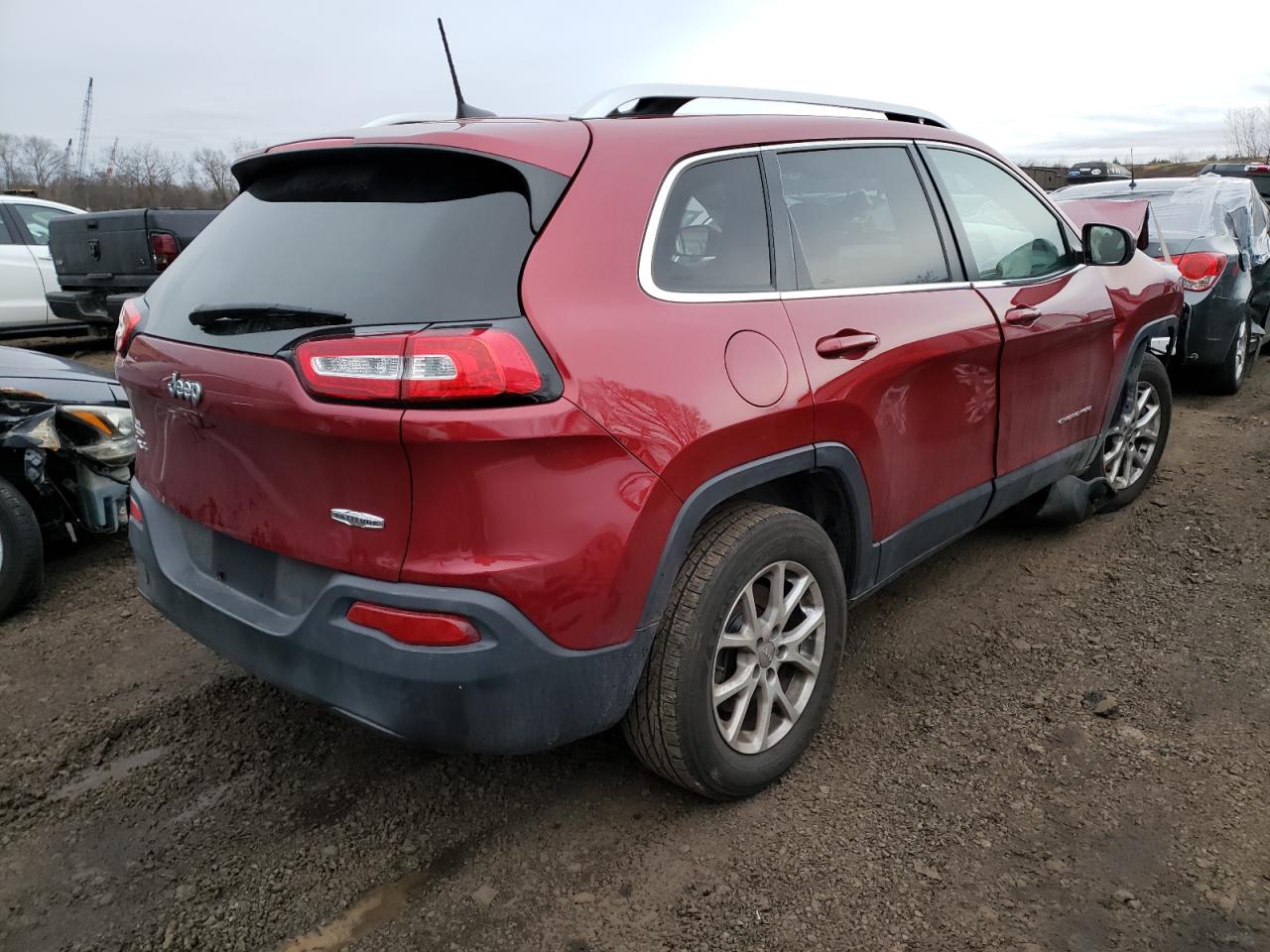 Photo 4 from auction – 2016 JEEP CHEROKEE L with VIN 1C4PJMCB8GW338205