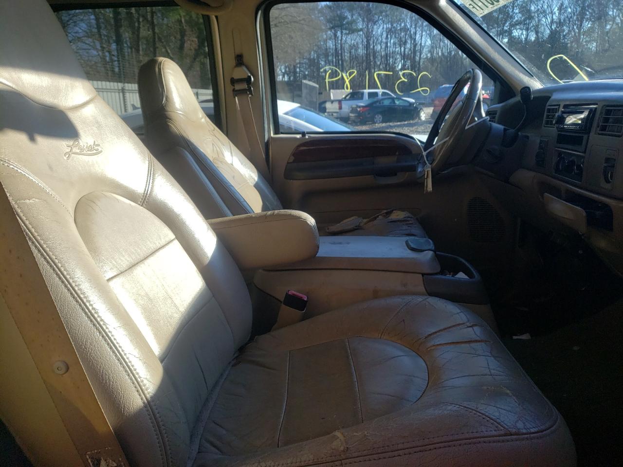 Photo 5 from auction – 2000 FORD F250 SUPER with VIN 1FTNW21L2YEA86919