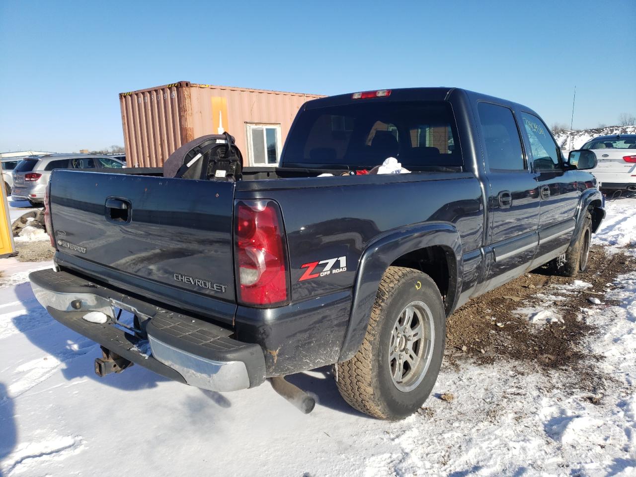 Photo 4 from auction – 2004 CHEVROLET SILVERADO with VIN 2GCEK13T441395807