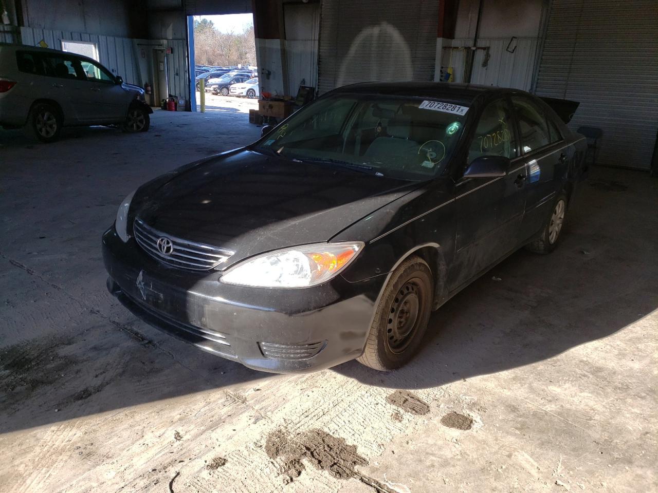 Photo 2 from auction – 2006 TOYOTA CAMRY LE with VIN 4T1BE32K46U720098