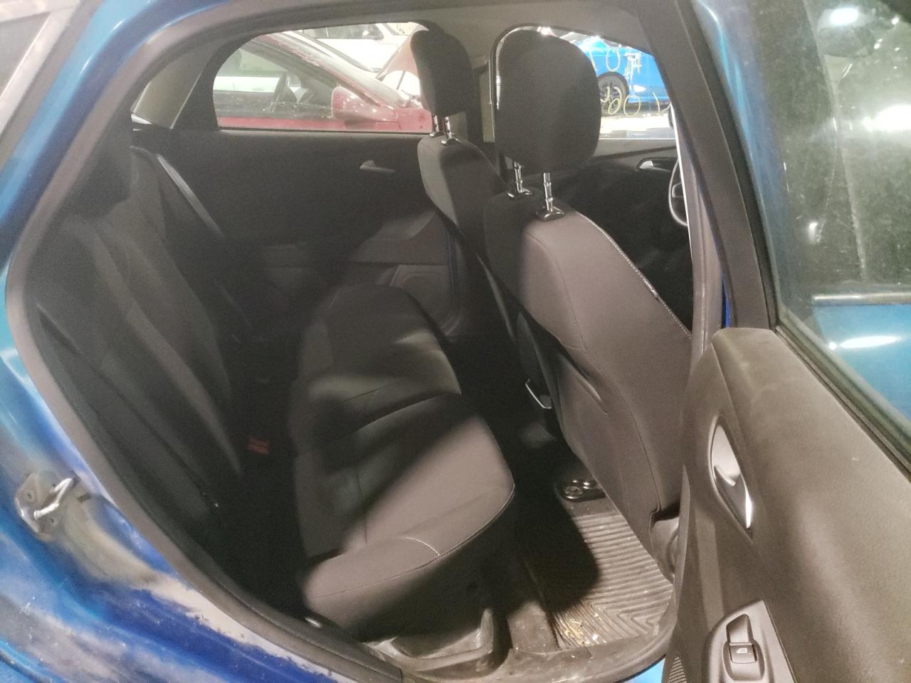 Photo 6 from auction – 2016 FORD FOCUS SE with VIN 1FADP3K25GL314237