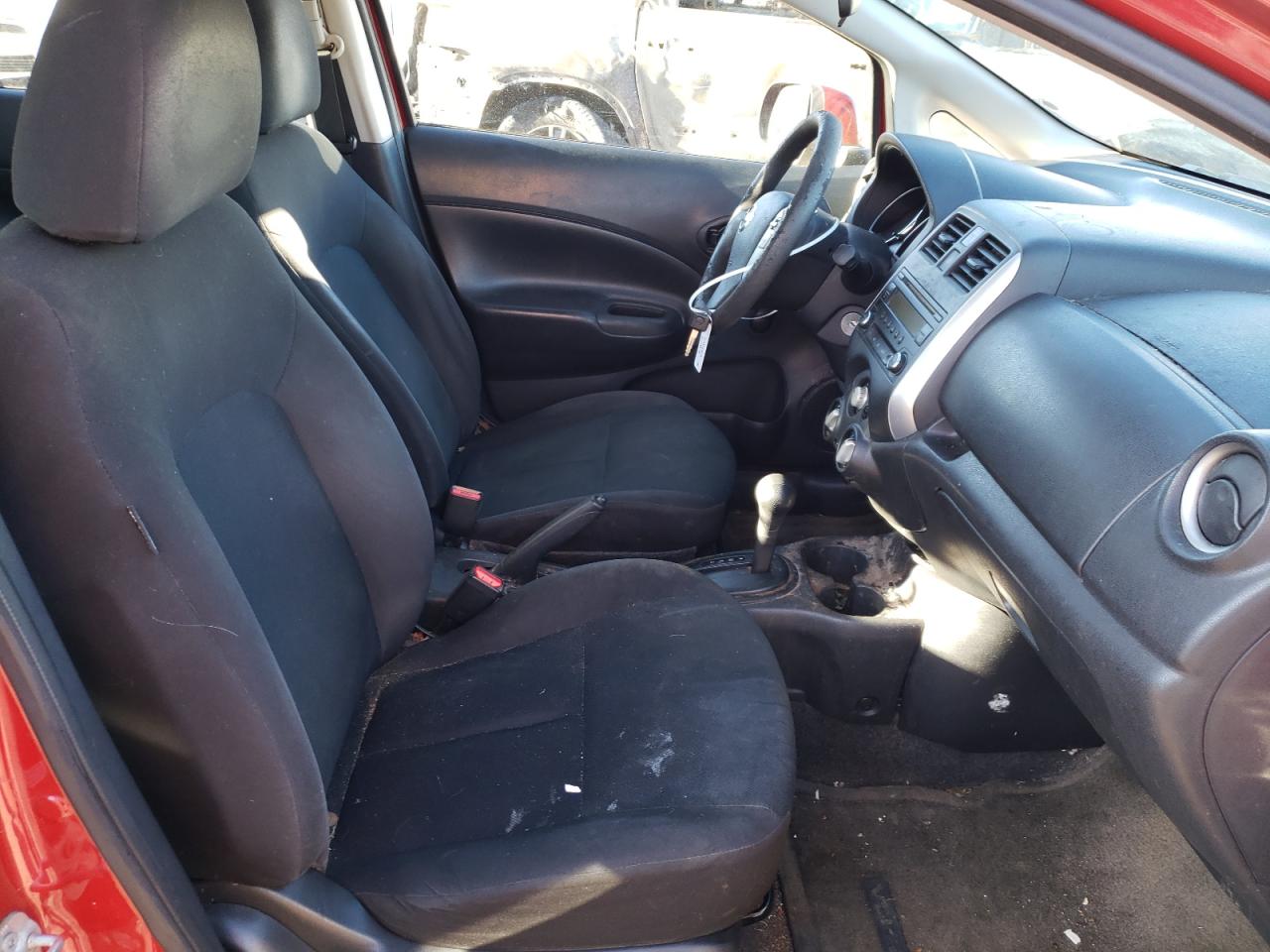 Photo 5 from auction – 2014 NISSAN VERSA NOTE with VIN 3N1CE2CP5EL398984