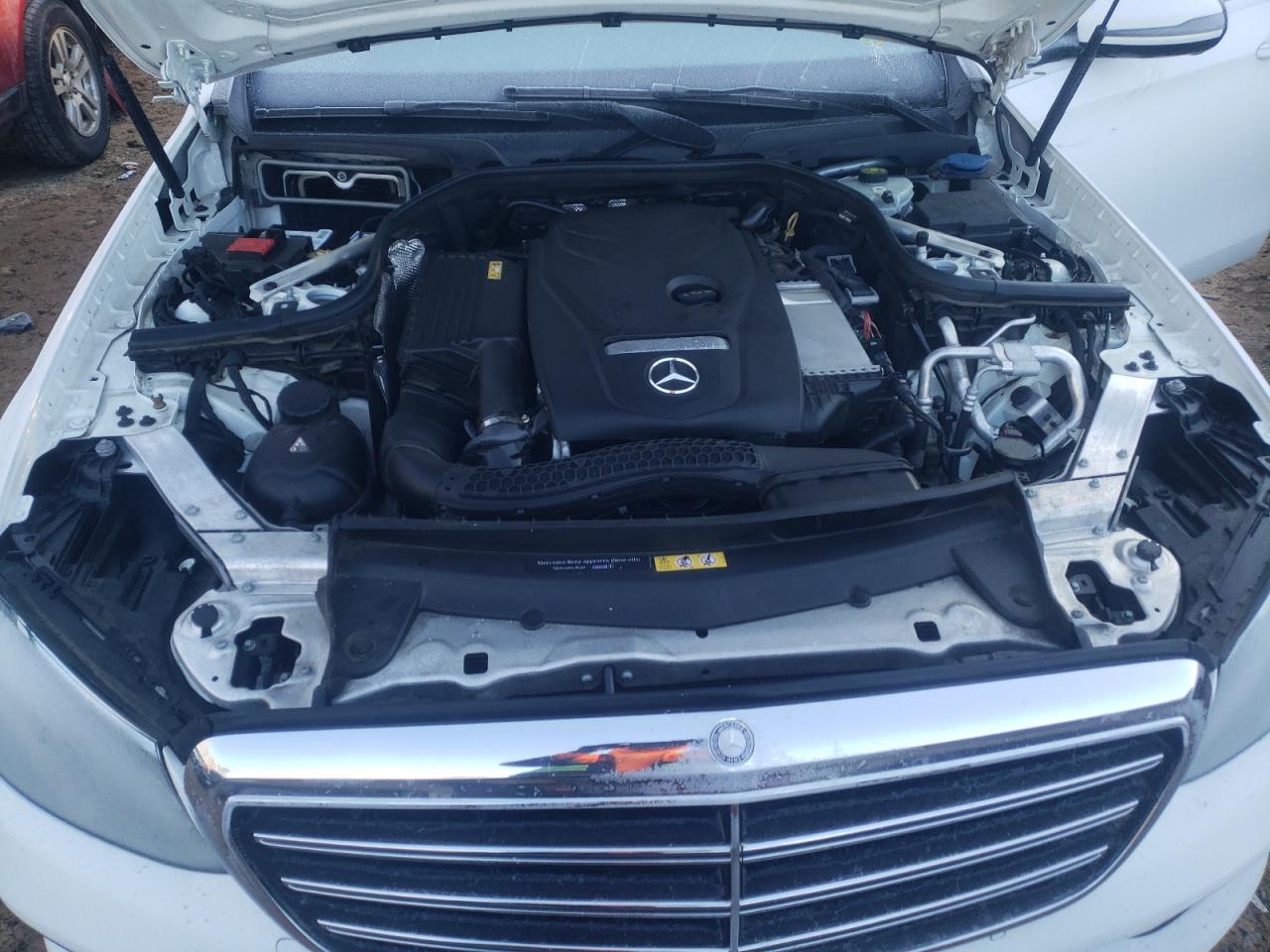 Photo 7 from auction – 2017 MERCEDES-BENZ E 300 with VIN WDDZF4JB0HA104139