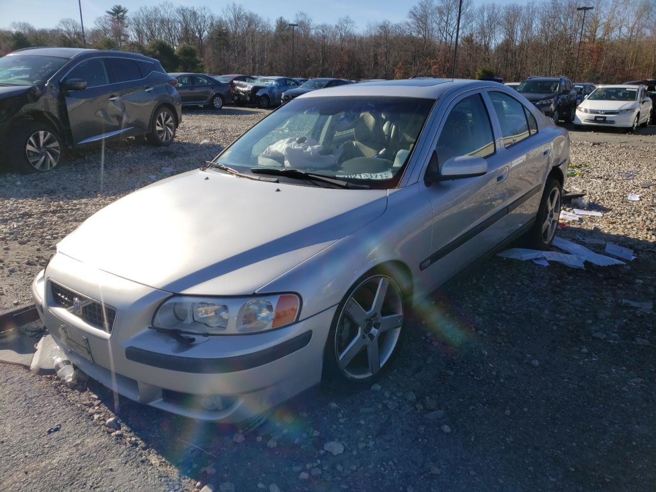 Photo 2 from auction – 2004 VOLVO S60 R with VIN YV1RH52Y042382387