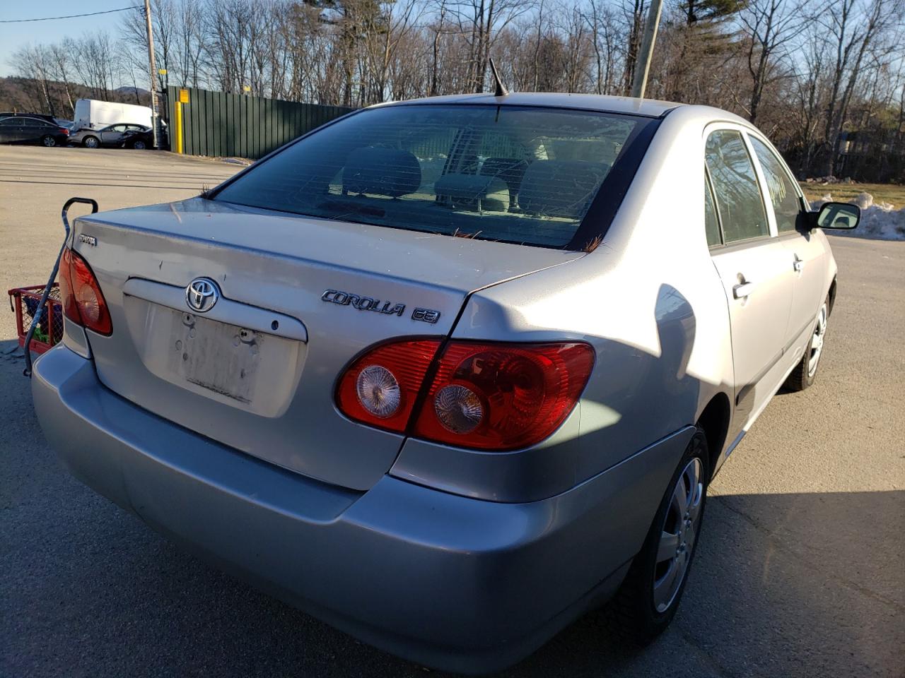 Photo 4 from auction – 2006 TOYOTA COROLLA CE with VIN 1NXBR32E86Z702430