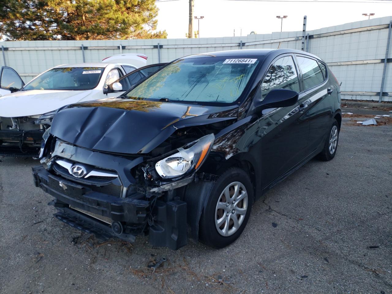 Photo 2 from auction – 2012 HYUNDAI ACCENT GLS with VIN KMHCT5AE2CU022022