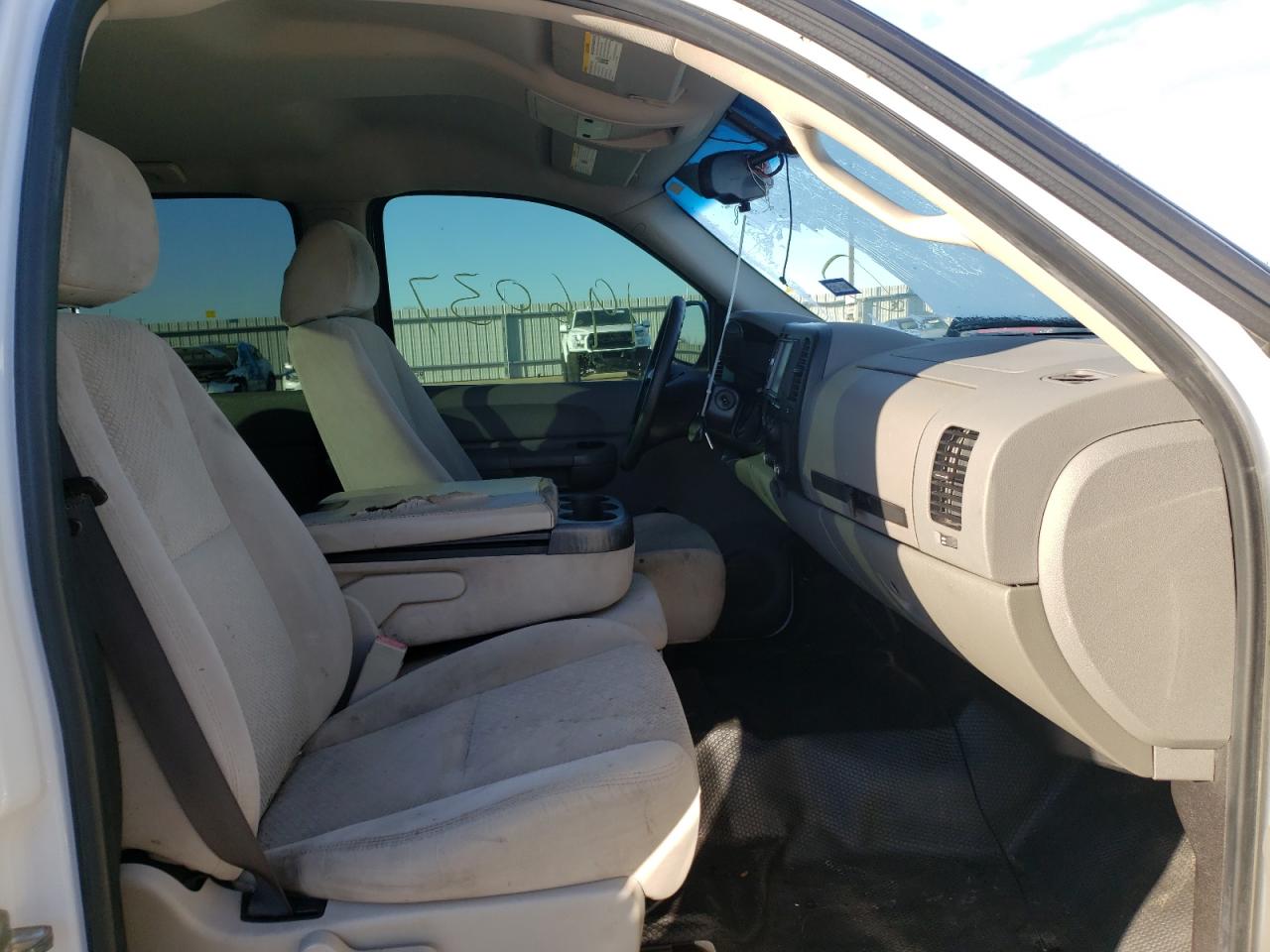 Photo 5 from auction – 2009 CHEVROLET SILVERADO with VIN 3GCEC13CX9G263601