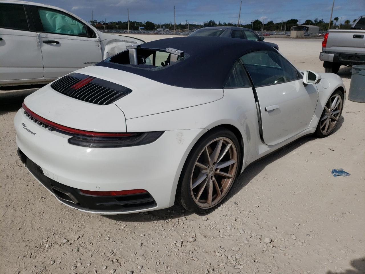 Photo 4 from auction – 2020 PORSCHE 911 CARRER with VIN WP0CA2A9XLS251815